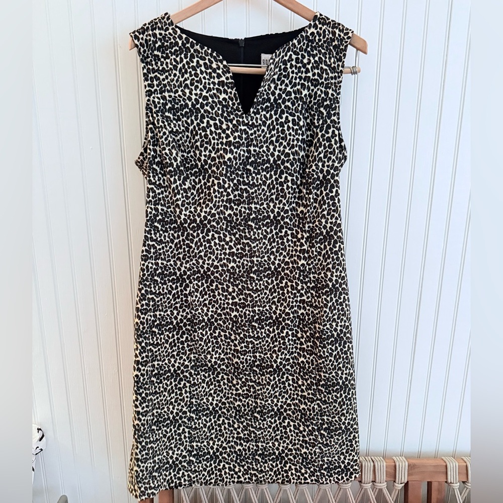 Robbie Bee Black and Cream Sleeveless Leopard Midi Dress